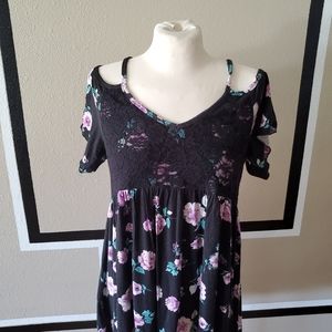 Straps off shoulder blouse